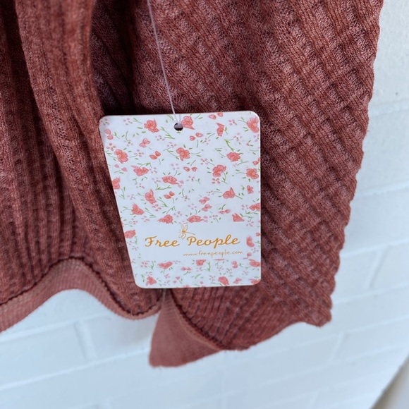 NWT FREE PEOPLE WE THE FREE Cinnamon Thermal
Waffle Knit Boho Top Size M - Picture 4 of 15